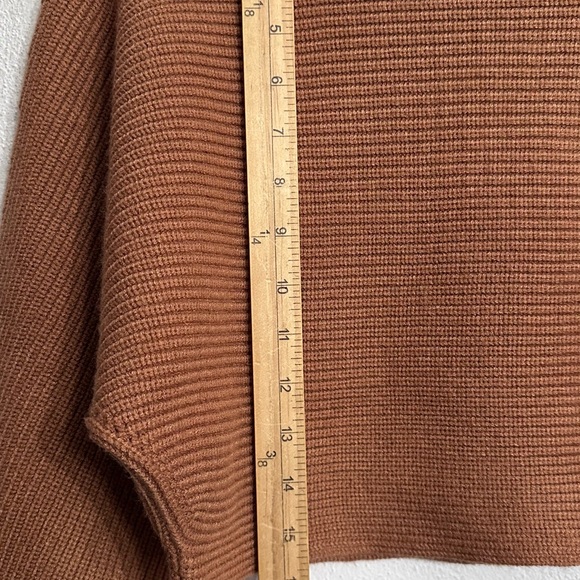 House of Harlow 1960 Revolve Cropped Turtleneck Sweater Size S/P Cognac Brown - Picture 7 of 10
